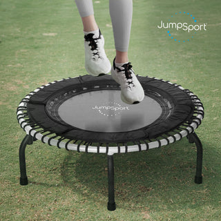 JumpSport 250 Workout Rebounder para adultos, mini trampolim fitness de 39", branco