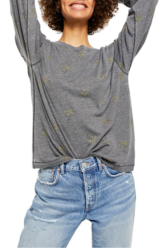 Camisetas femininas Free People Camo Arielle Manga Longa Cinza Tamanho X-S