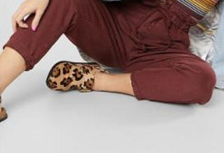 Calça feminina Margate Paperbag cintura alta plissada vermelha tamanho médio