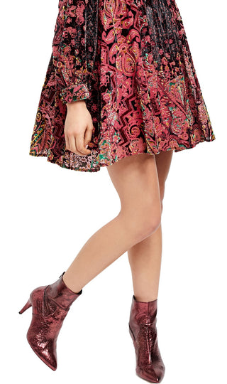 Vestido feminino Free People com manga comprida e acima do joelho, cintura império, vermelho, tamanho médio