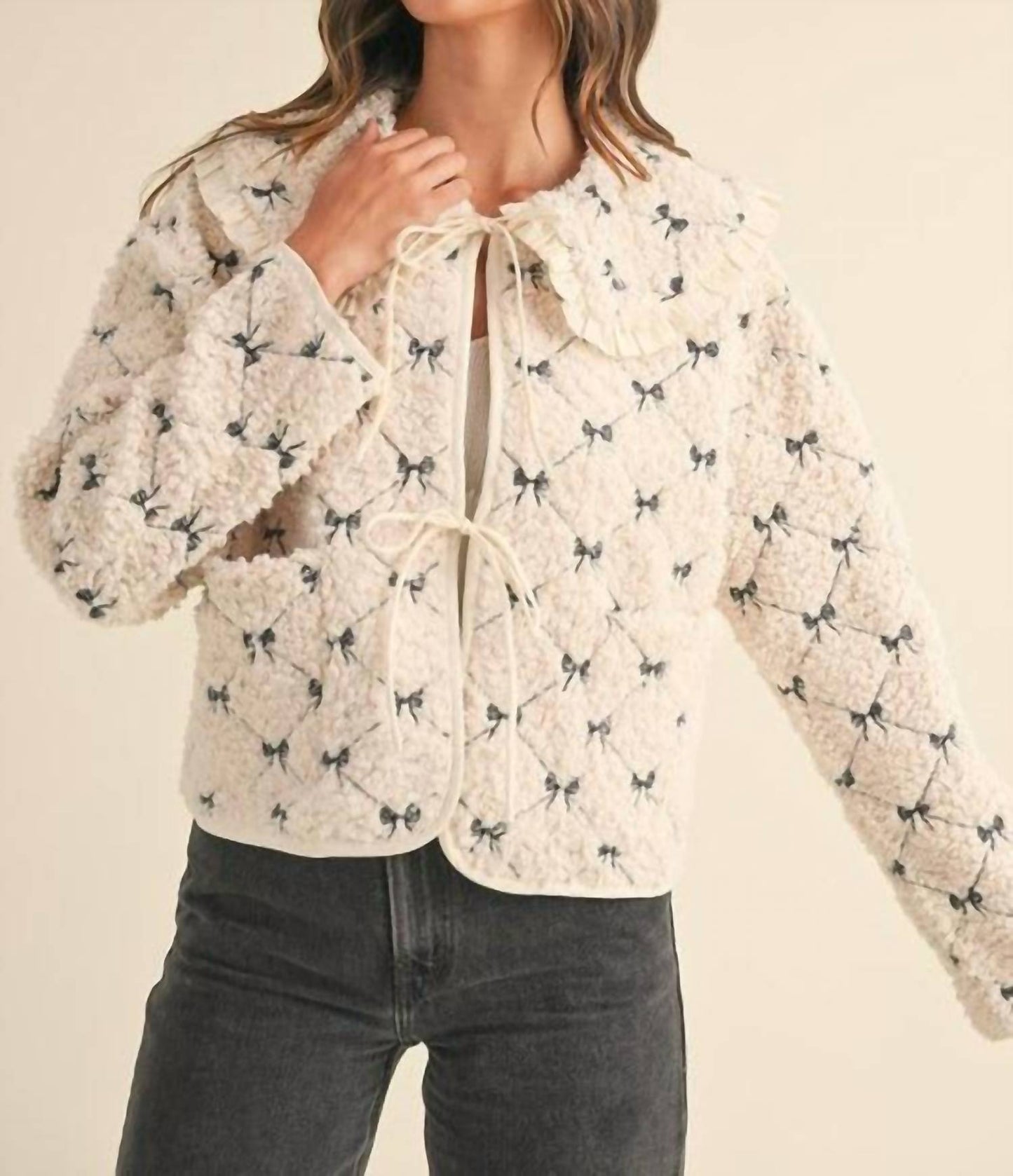 Mable - Bow Embroidered Quilted Sherpa Jacket