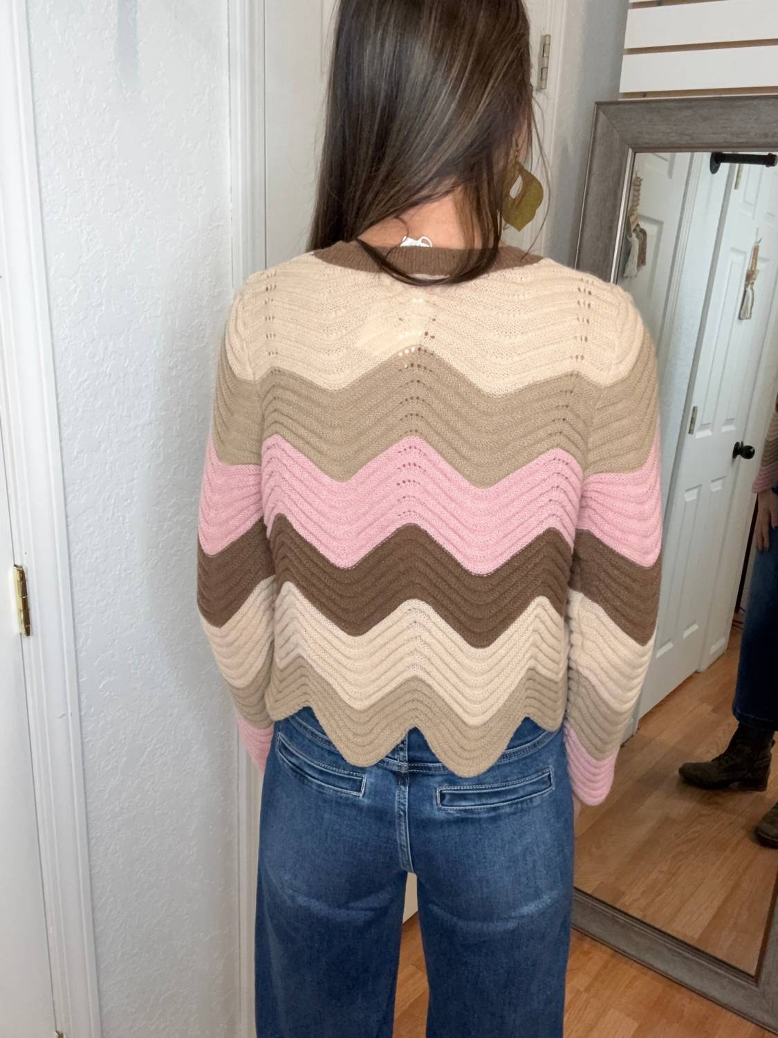 Anniewear - Tawanda Chevron Pullover Sweater