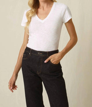 Goldie - Signature Slub V-neck Tee