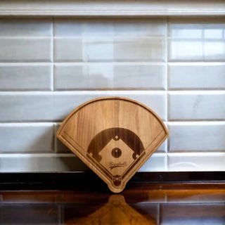 Creative Gifts International - Tabuleiro de madeira para campo de beisebol