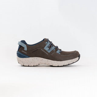 Clarks - Women's Wave Range Waterproof Senakers