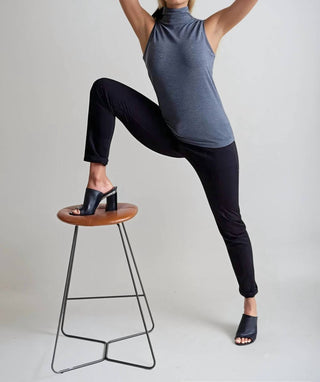 Buki - Calça Chino Elástica Easy Street