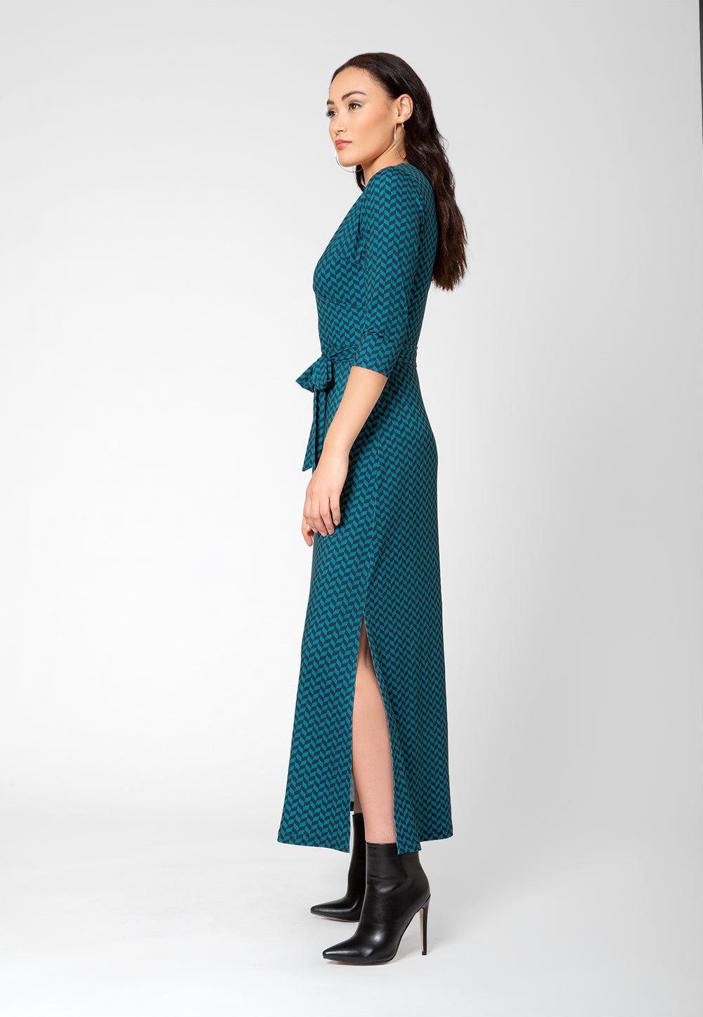 Vestido longo feminino Leota Perfect Wrap verde tamanho P