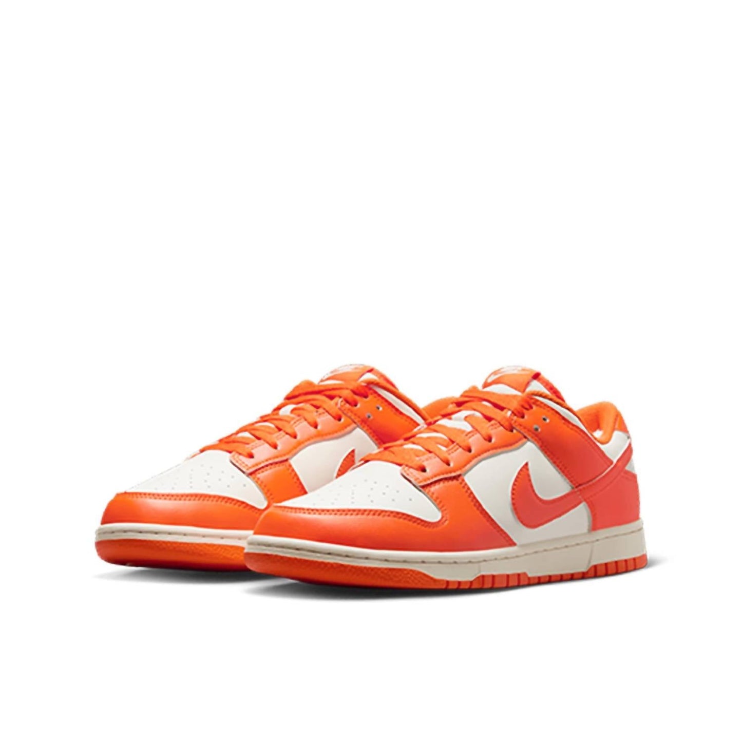Nike - Men Dunk Low Retro Shoes
