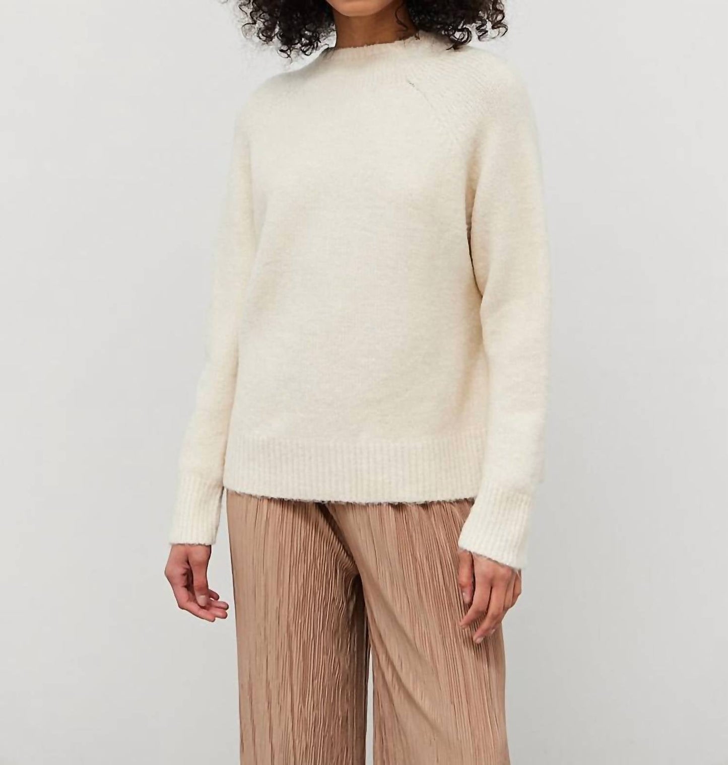 124 Voltaire - Winter Crew Neck Sweater