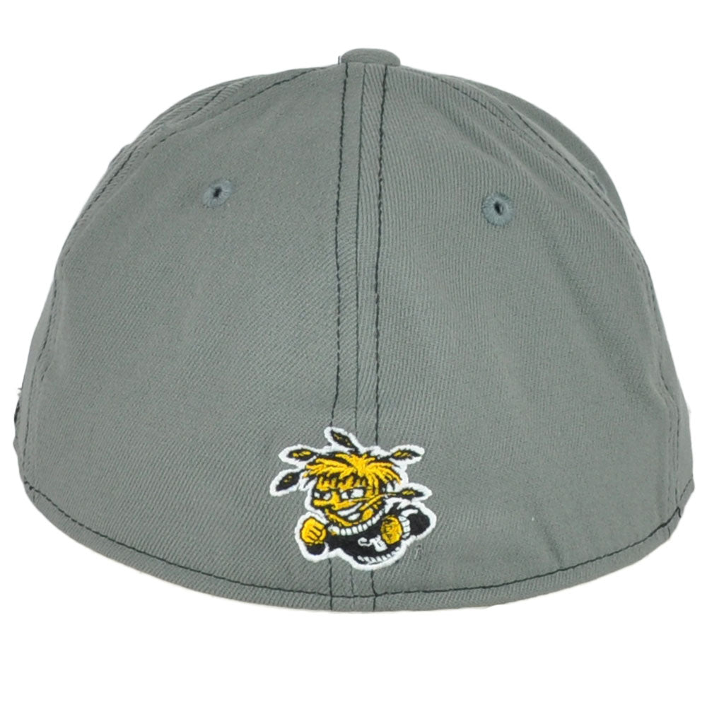 NCAA Adidas Wichita State Shockers MZ015 Curved Flex Fit Large/X-Large Hat Cap