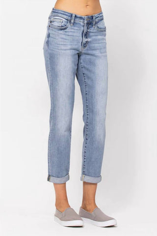 Judy Blue - Calça Jeans Boyfriend Cintura Média