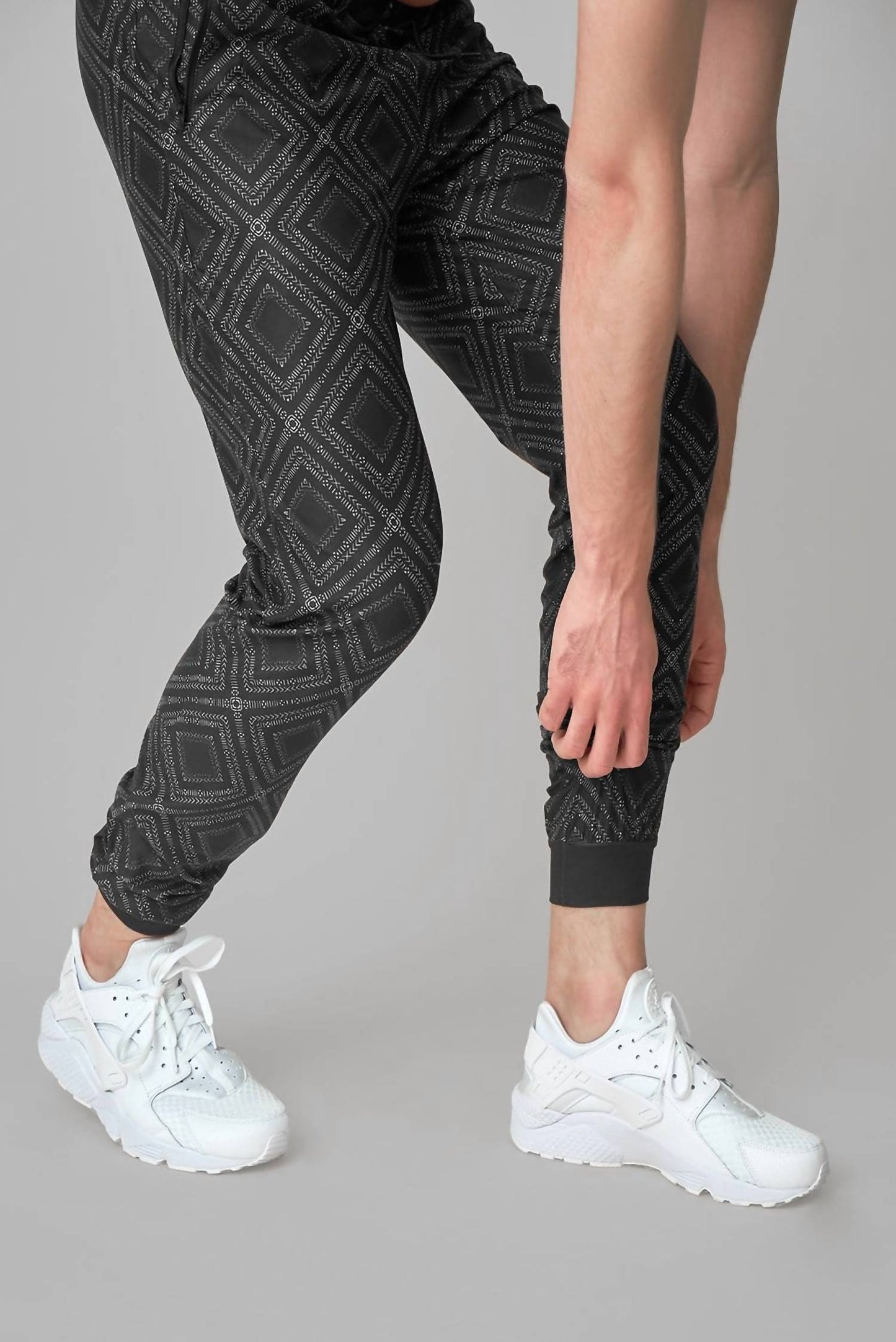 Wolven - Lineage Print Summit Jogger Pants