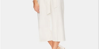 Macacão elegante feminino Vince Camuto com decote em V, branco, tamanho 14