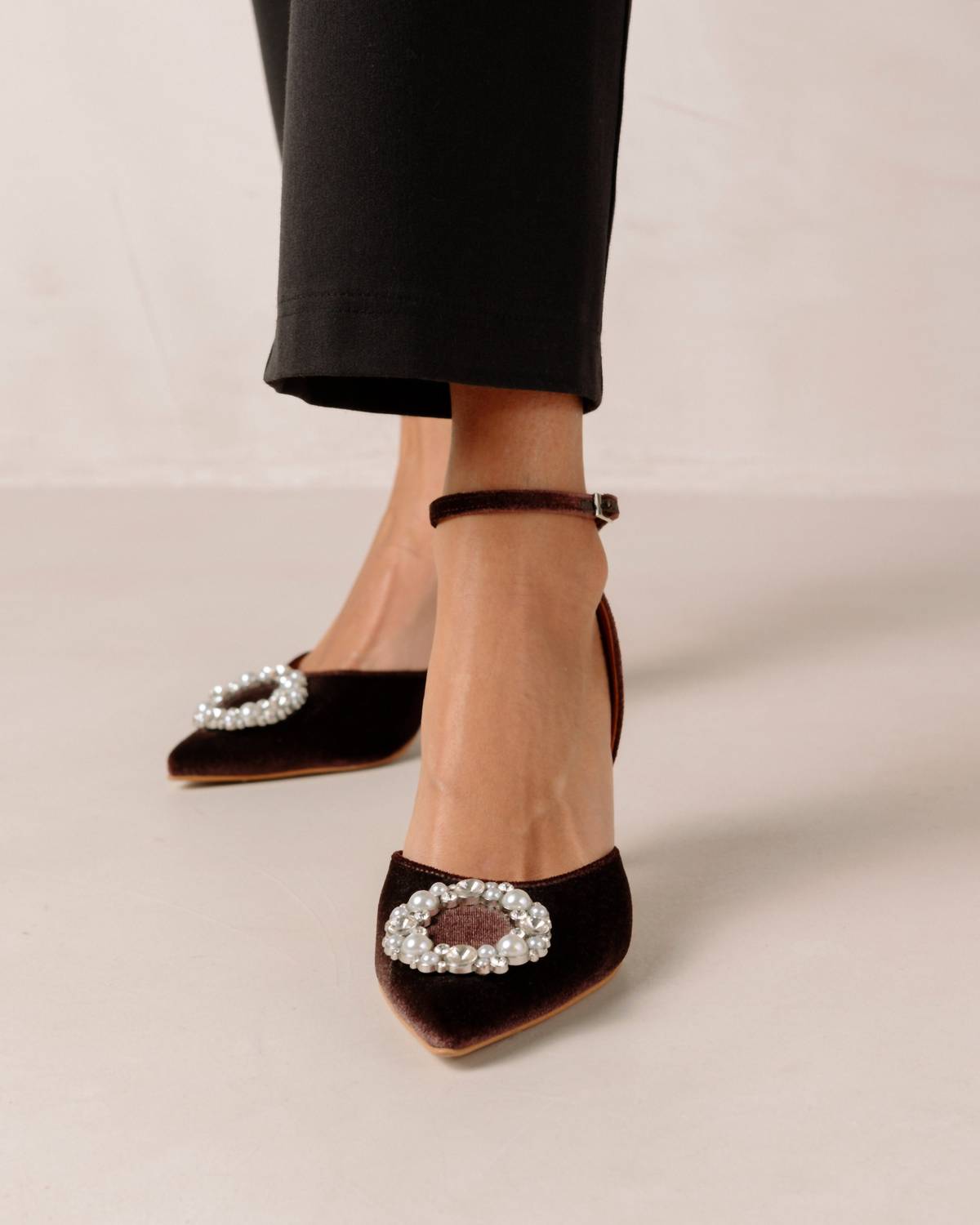 Alohas - Cinderella Crystal Embellished High-Heel Pumps