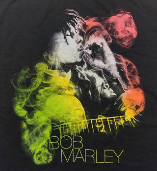 Bob Marley - Men's Guitar Smoke Short Sleeve T-shirt