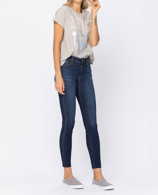 Judy Blue - Calça Jeans Skinny No Destroy de Cintura Média