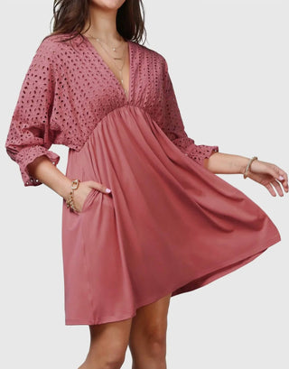 Ninexis - Vestido com decote em V profundo