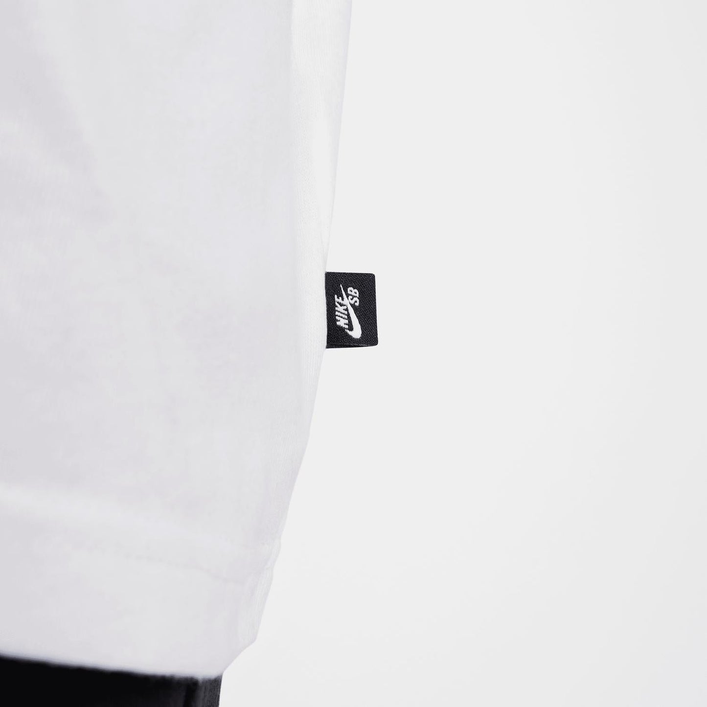 Nike - Sb Max90 Spray Can Shirt