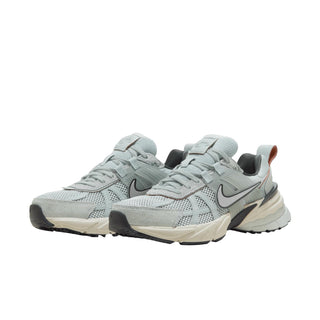 Nike - Tênis V2K Run Feminino