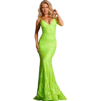 Jovani – Vestido de alças finas enfeitado com lantejoulas