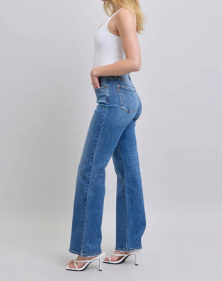 Judy Blue - Calça jeans reta com cintura alta e frente em V