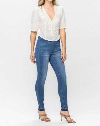 Judy Blue - Calça jeans skinny com cintura alta e barra removível