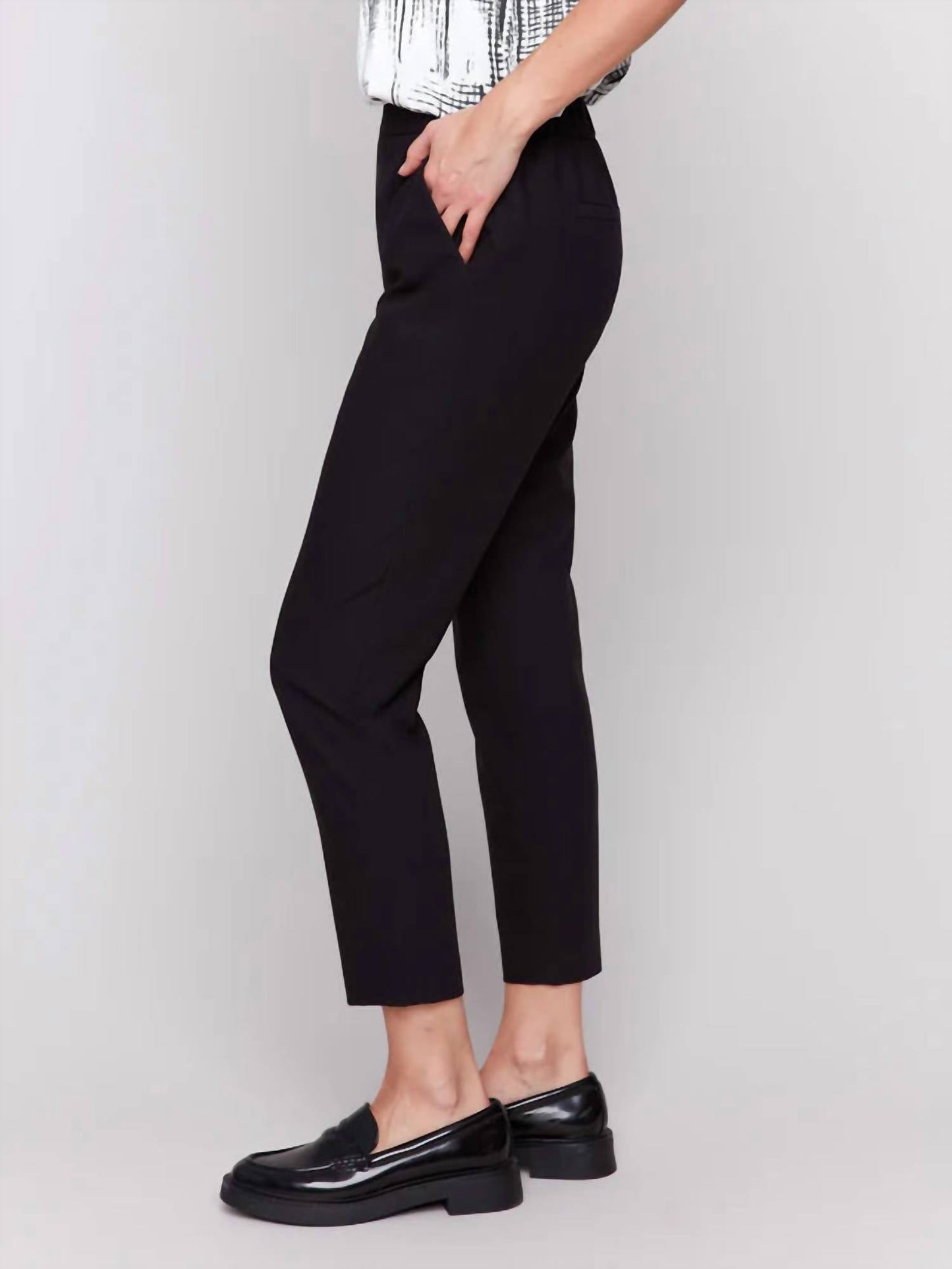 Charlie B - Crepe Pull-on Cropped Pants