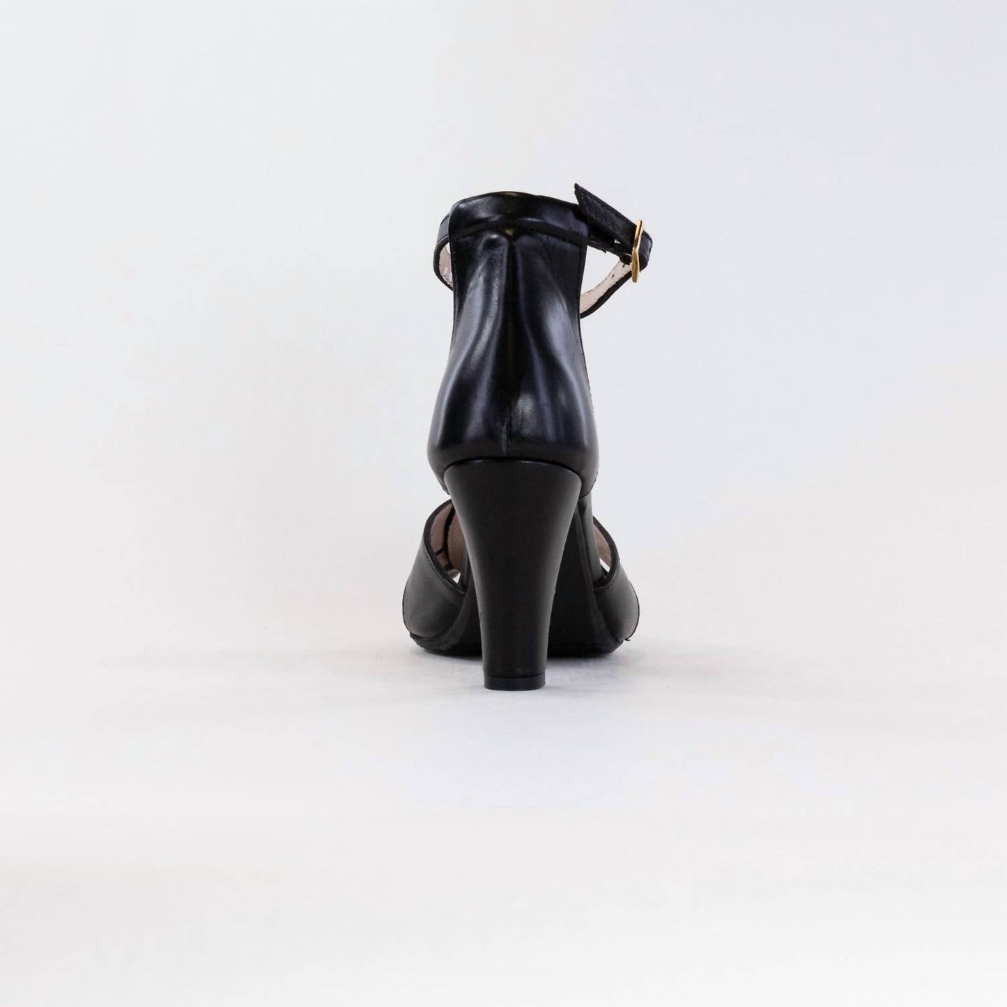 Eric Michael - Women's Cordero Sandal
