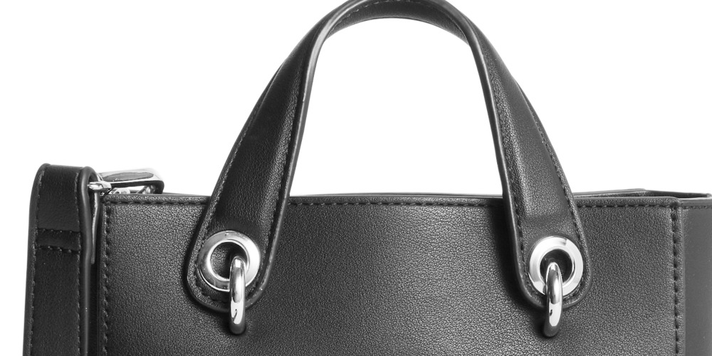 Bolsa transversal Tommy Hilfiger Sandra feminina, preta, tamanho regular