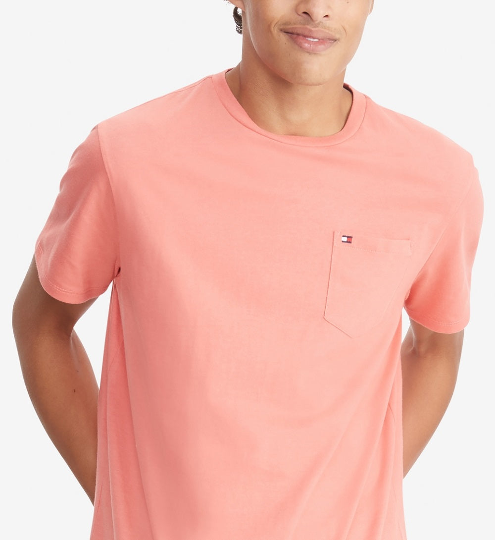 Camiseta Tommy Hilfiger Masculina Tommy Pocket Manga Curta Rosa Tamanho Médio