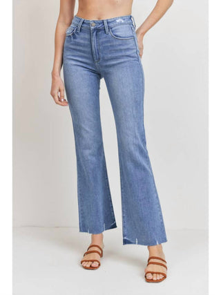 Just Black Denim - Calça jeans flare de cintura alta com bainha desgastada