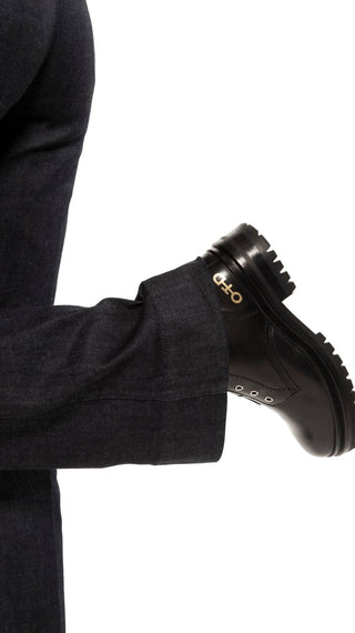 Neste dia - Calça jeans flare com stretch