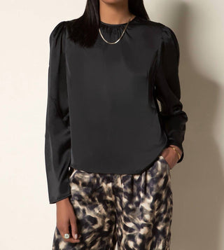 Coleções de Tortas - Charise Top