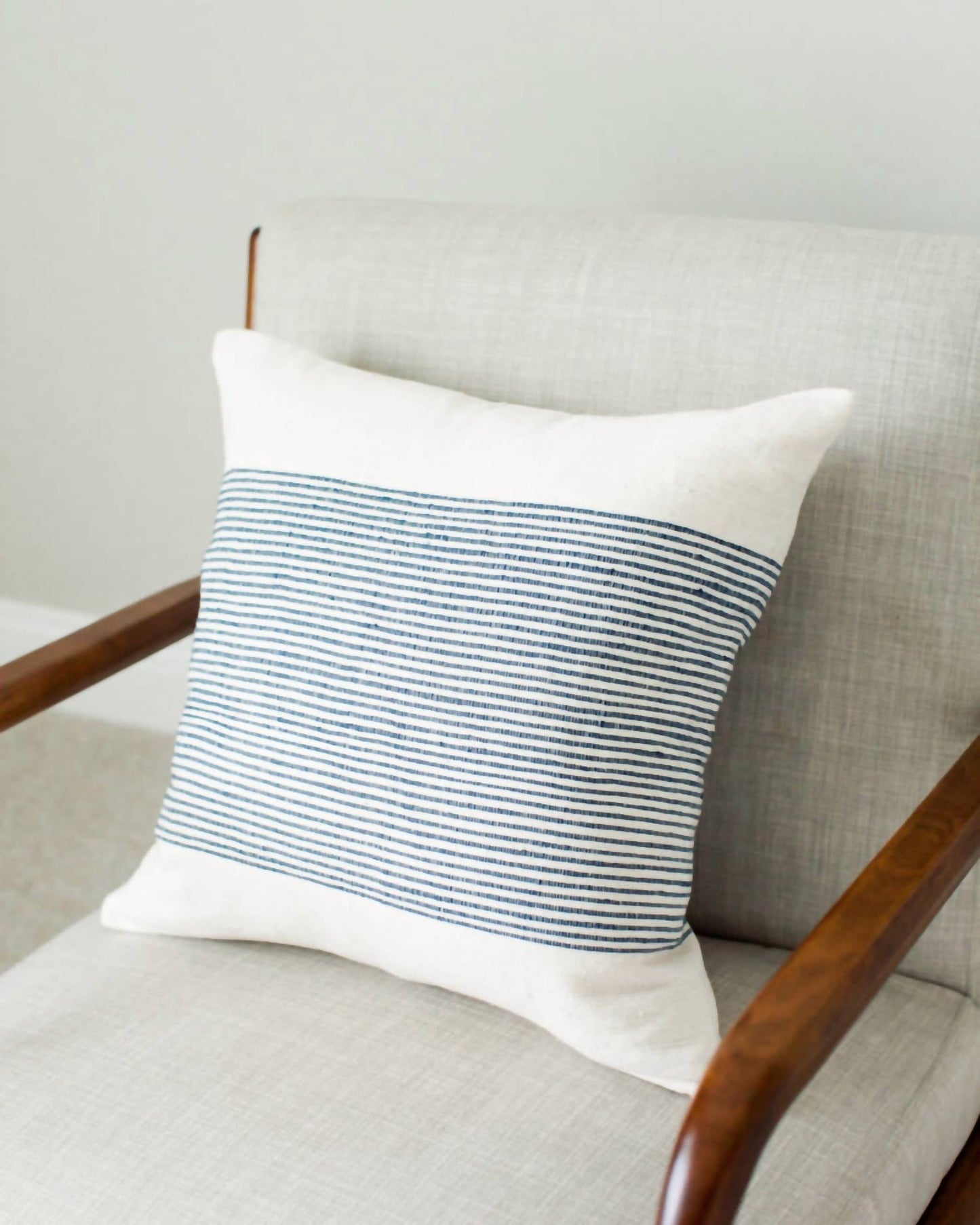 Creative Women - Riviera 20" cotton throw pillow
