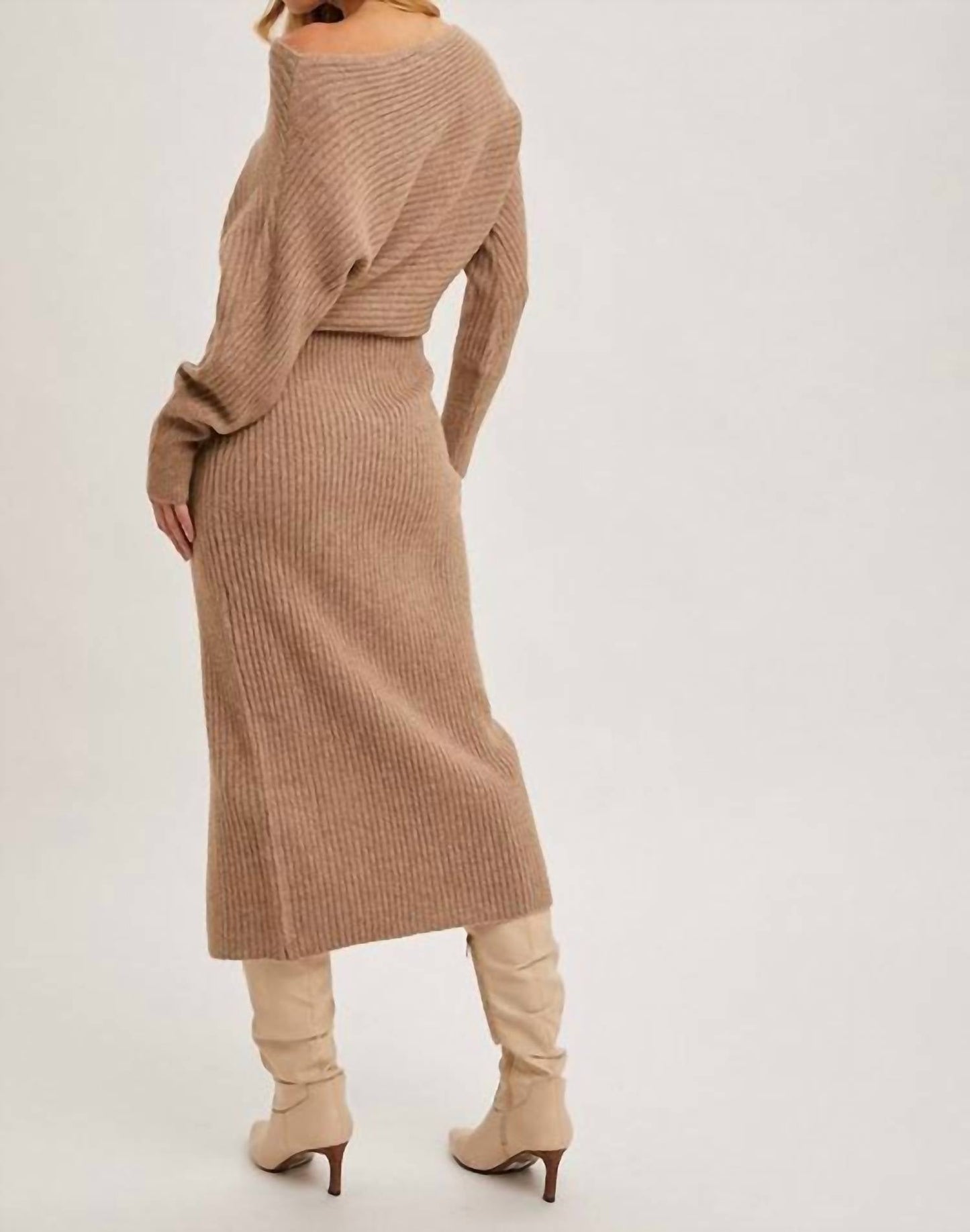 Bluivy - Knit Sweater Midi Dress