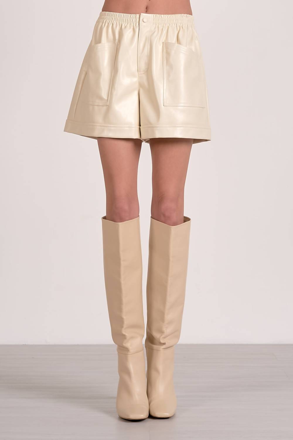 Elan - Elastic Waistband Shorts