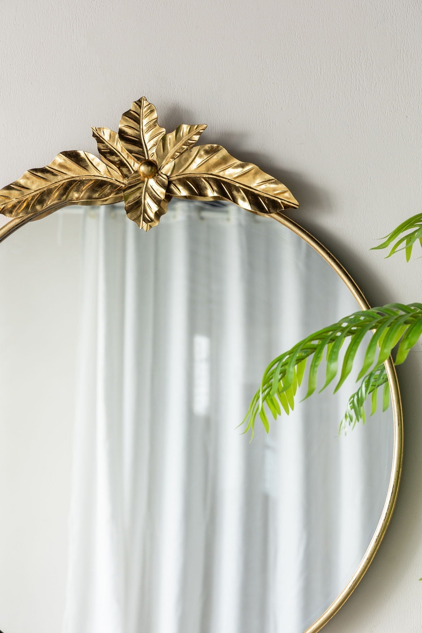 Large Round Wall Mirror With Metal Frame Circle Accent Mirror For Living Room Bedroom Entryway - Gold