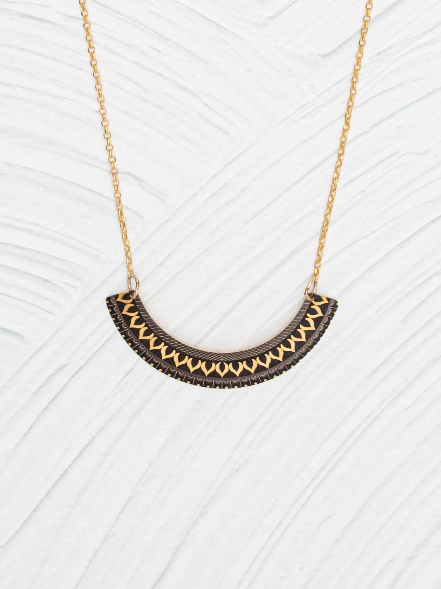 Holly Yashi - Women's Willow Weave Necklace