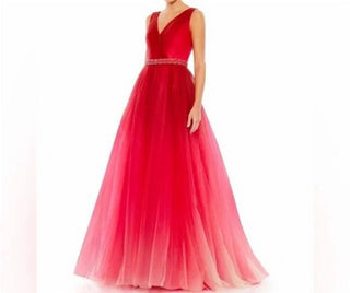 Mac Duggal - Vestido de baile sem mangas com cinto e contas