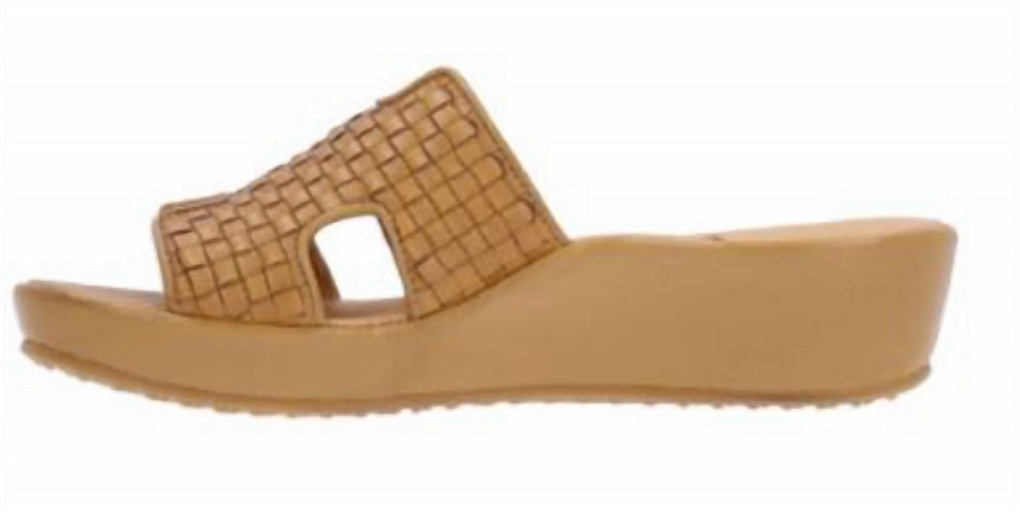 L'Amour Des Pieds - Women's Cusaro Sandal