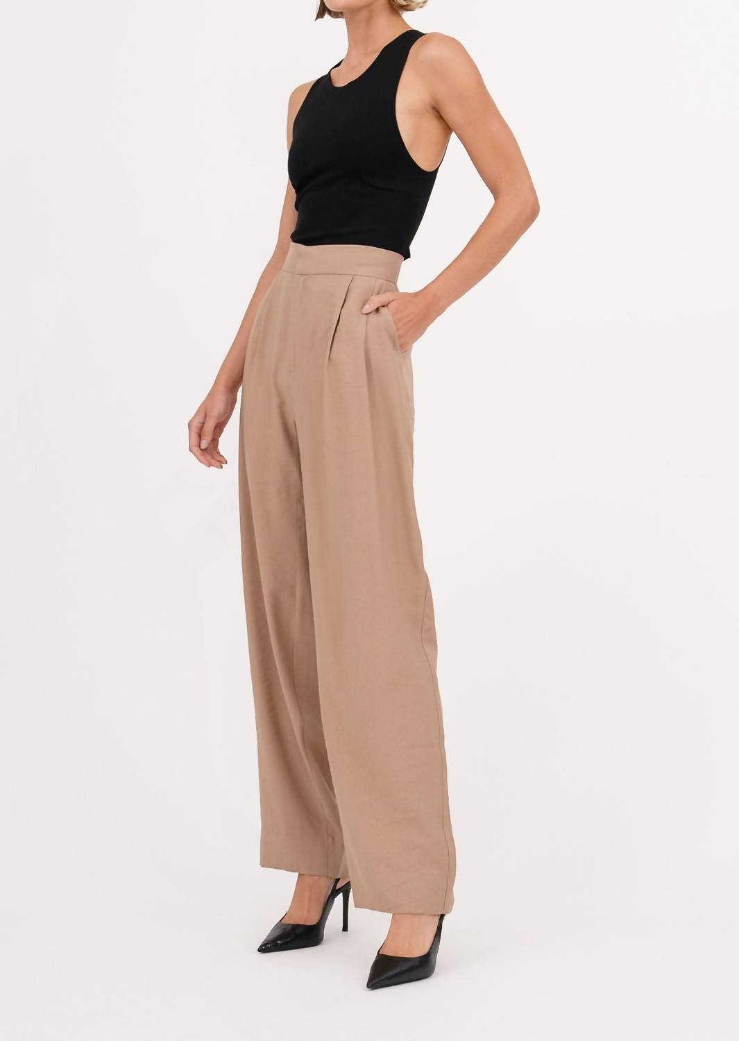 Nonchalant Label - Giana Crop Top
