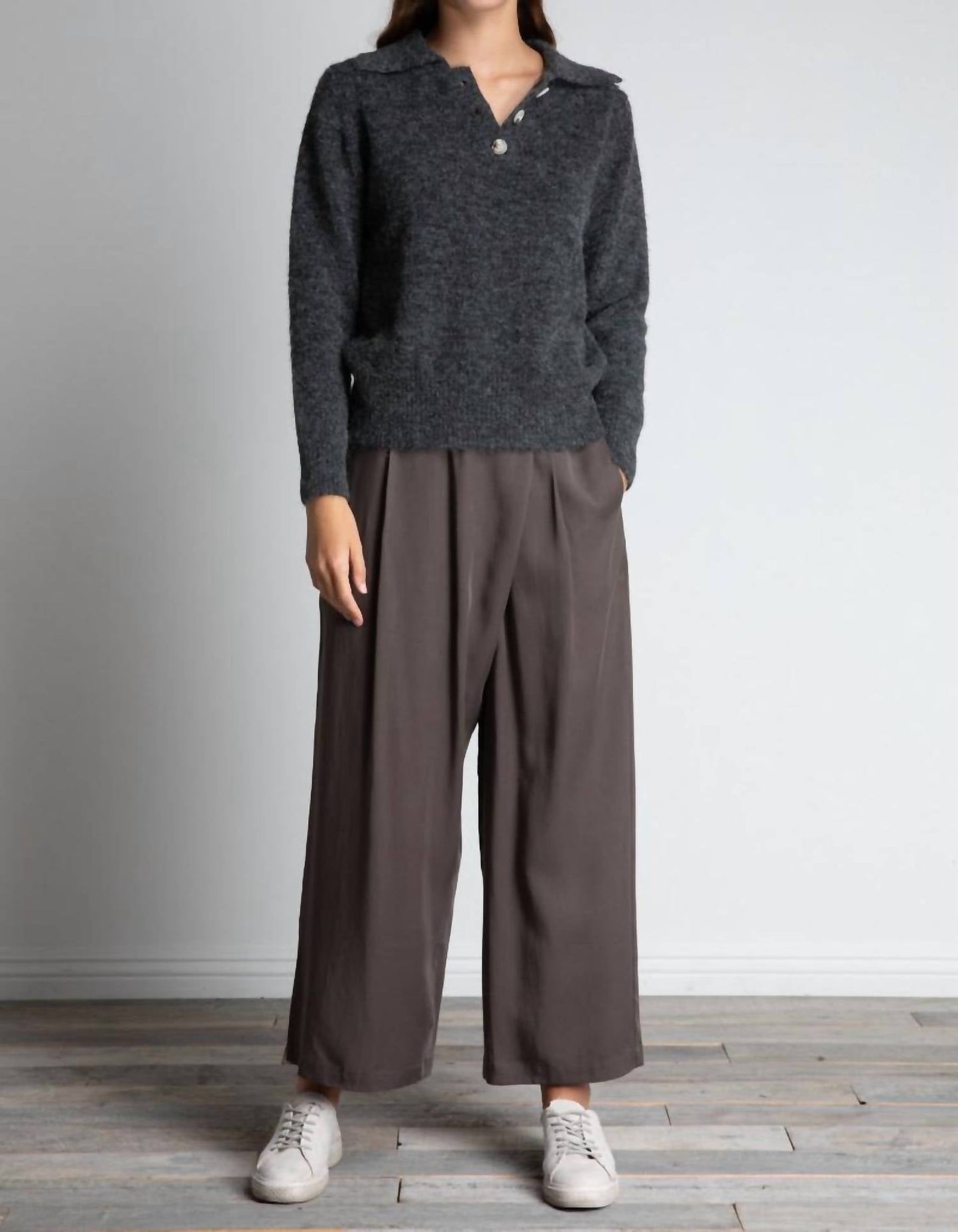 124 Voltaire - Henley Sweater