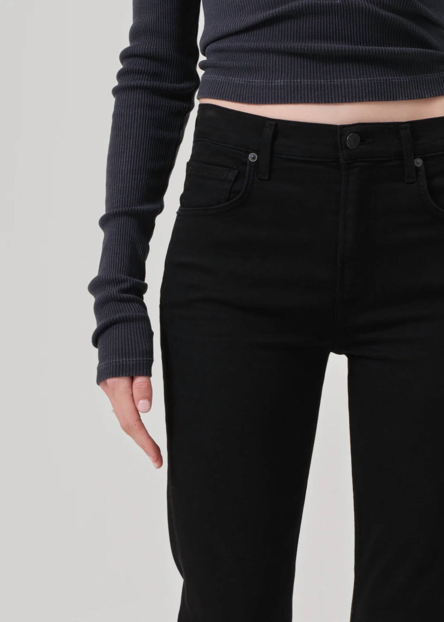 Citizens Of Humanity - Isola Mid Rise Cropped Boot Jeans