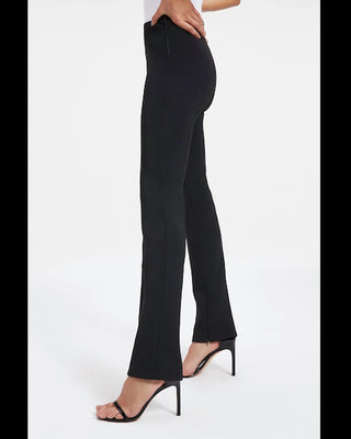 Good American - Calça Flare Scuba Slim