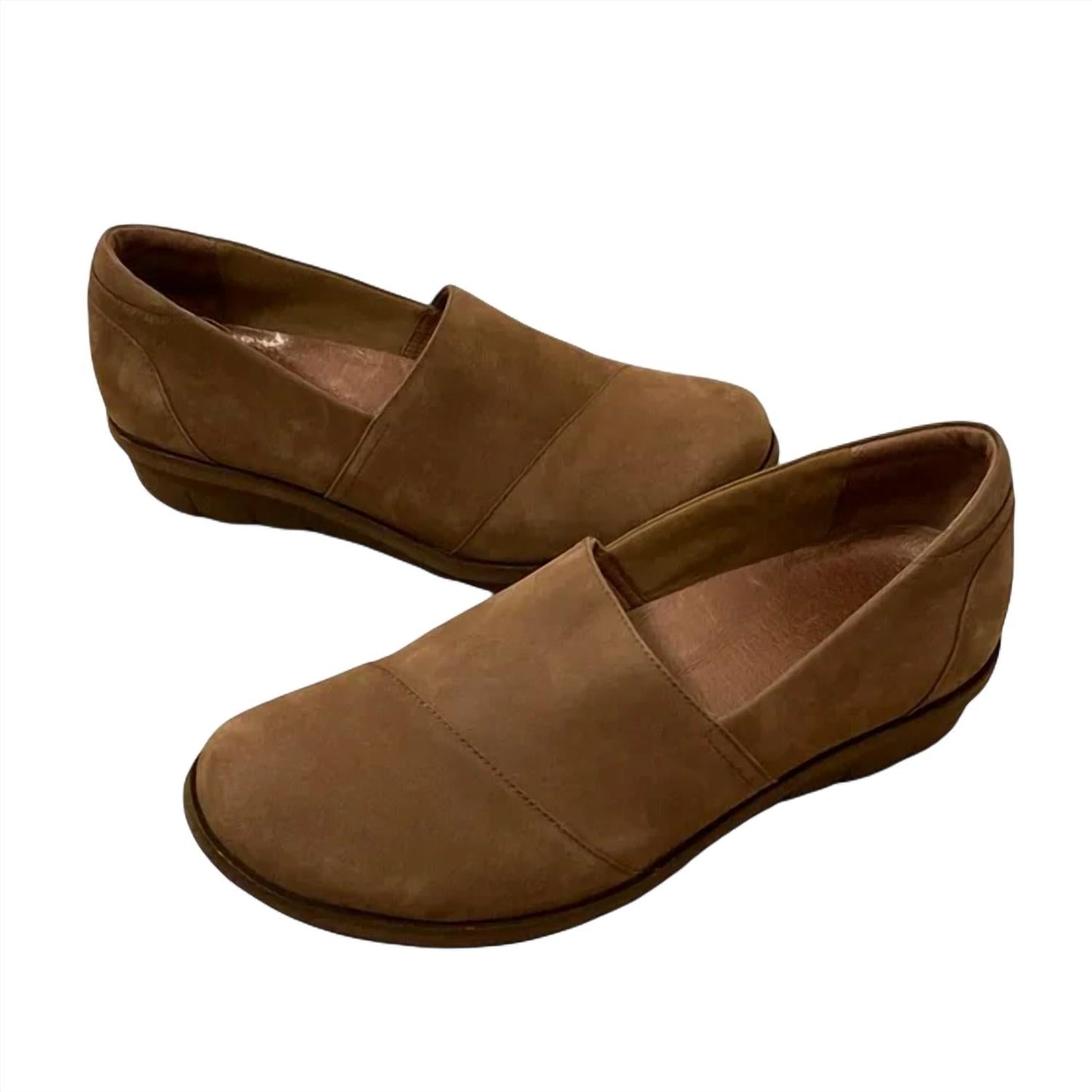 Dansko - WOMEN'S JULIA NUBUCK LOAFER