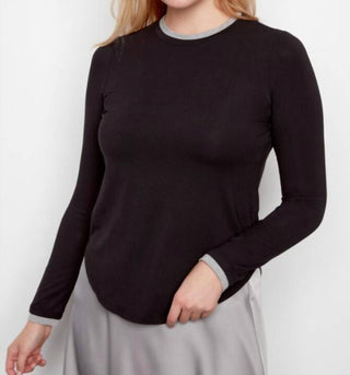 Iltm - Top com acabamento contrastante