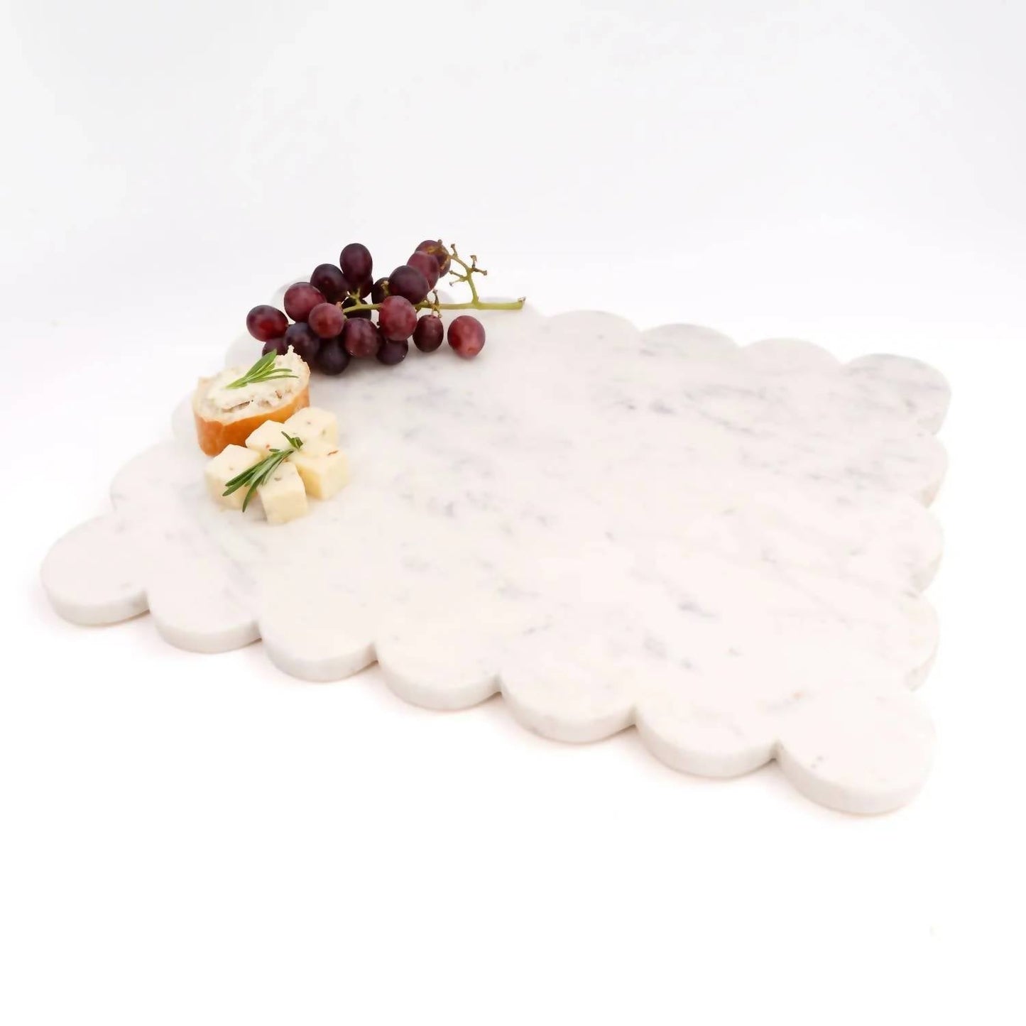 8 Oak Lane - Marble Scalloped Serving Board