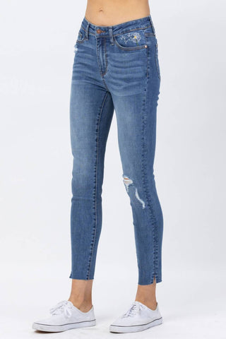 Judy Blue - Calça jeans skinny com bordado dente-de-leão de cintura alta