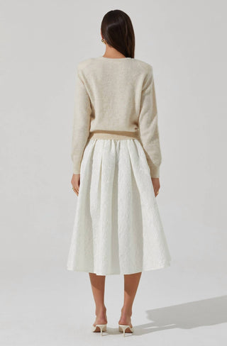 Astr - Kiran Fine Knit Sweater