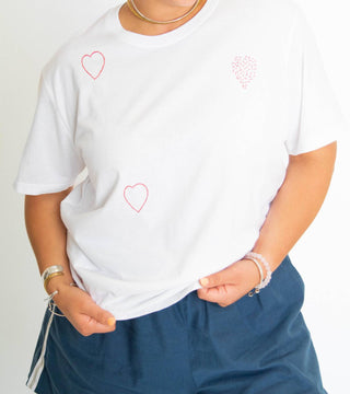 Gatos com Coração - Madre Tee